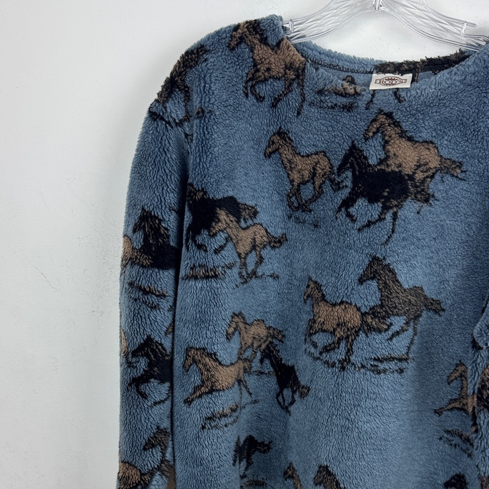 Horse Pattern Sweater - Picture 5 of 7
